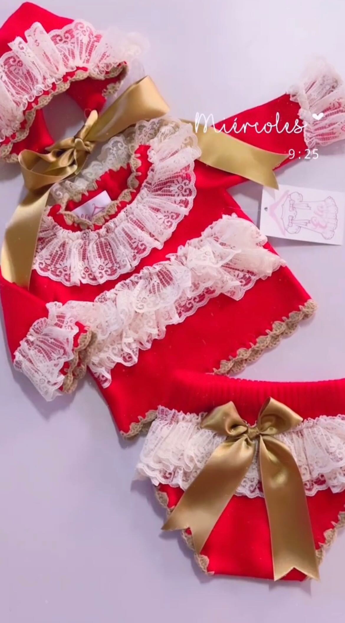The Holiday Knit and Gold Bows